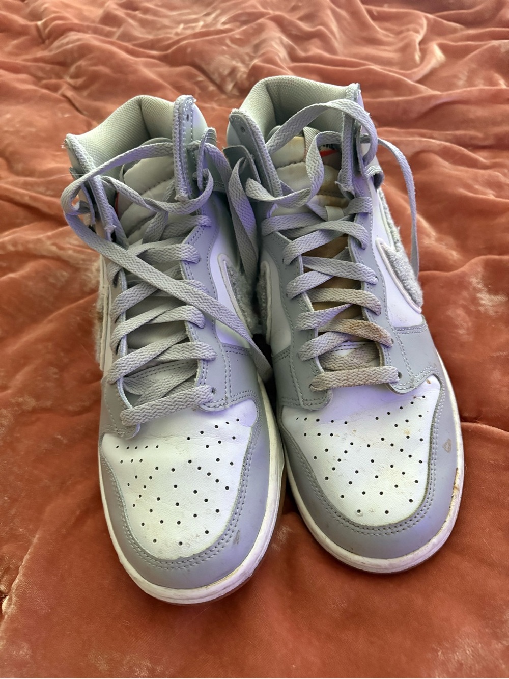 Nike High-Top Sneakers in Lavender and White